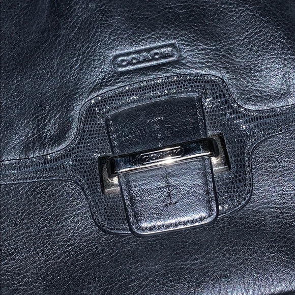 This is a GREAT BAG!!! Best COACH CROSSBODY BAG. Great CONDITION and GREAT PRICE - Picture 5 of 12